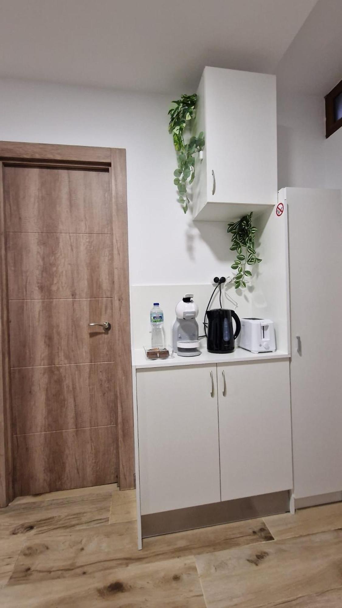 Almendrales Apartment Madrid Luaran gambar