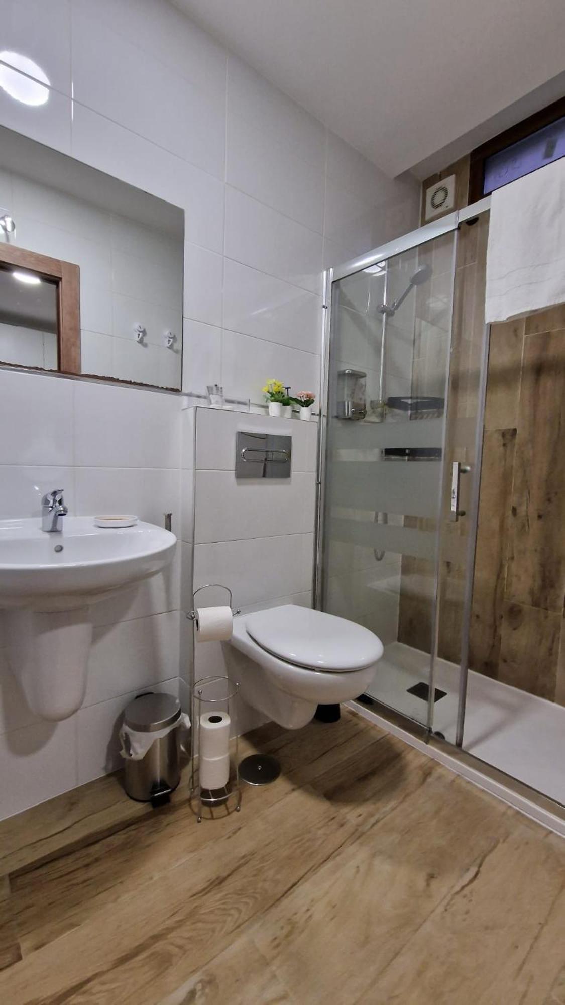 Almendrales Apartment Madrid Luaran gambar