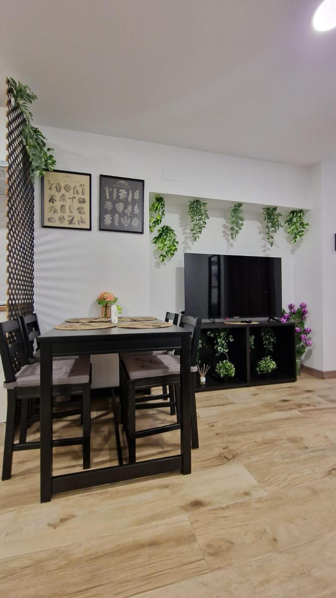 Almendrales Apartment Madrid Luaran gambar