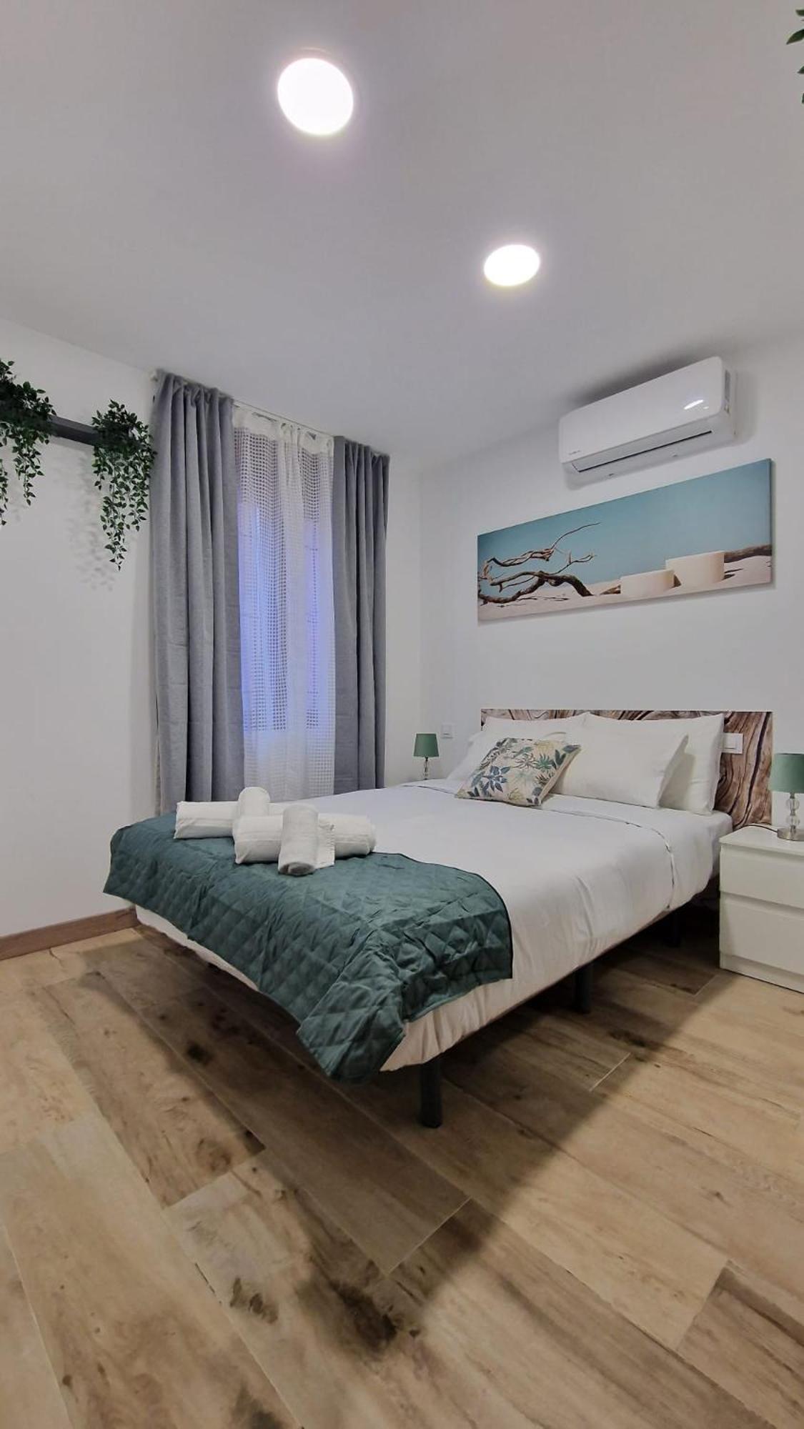 Almendrales Apartment Madrid Luaran gambar